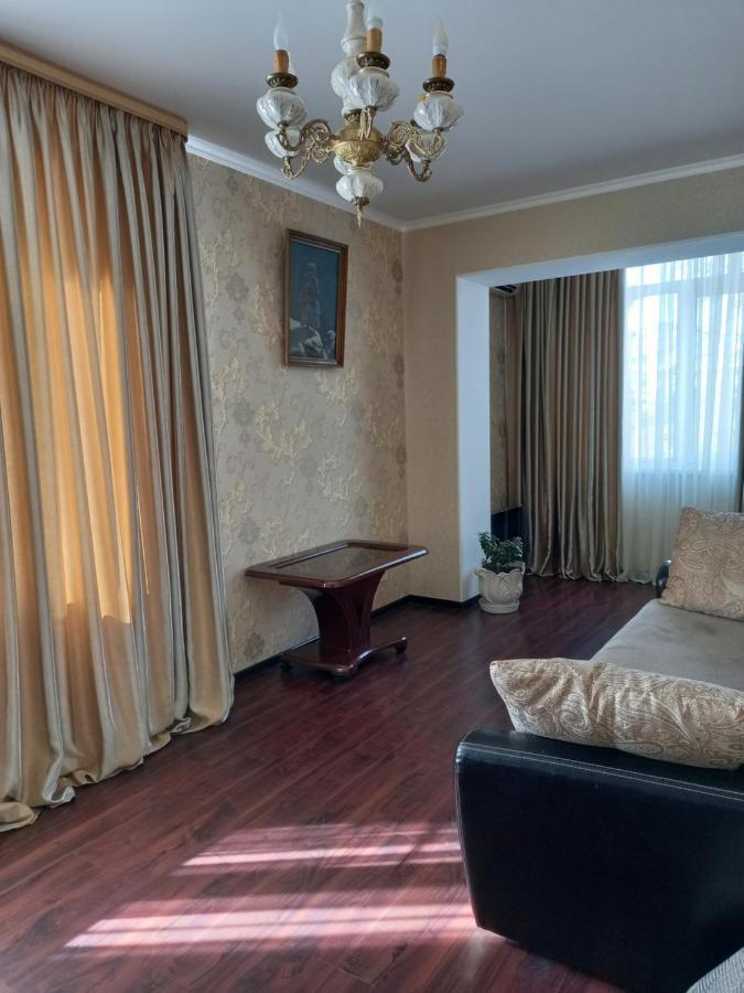 Ferienwohnung Квартира Марина Pizunda Exterior foto